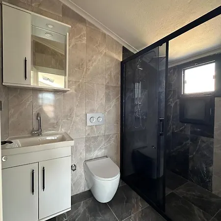 Vilă Oeztuerk I For Rent Fethiye
