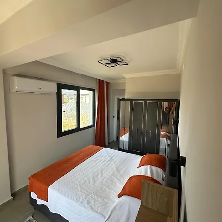 Oeztuerk I For Rent Fethiye