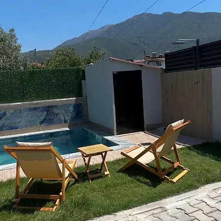Oeztuerk I For Rent Vilă